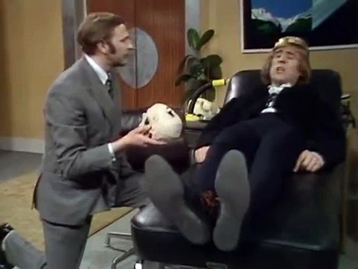 Monty Python - Hamlet