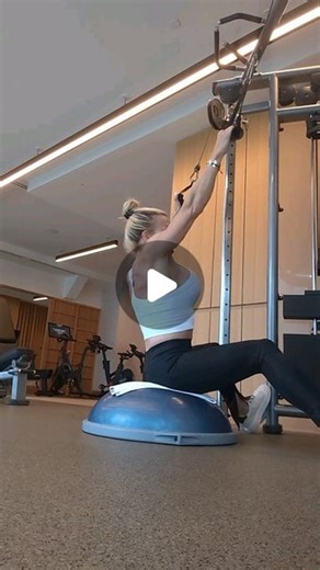 Debi Laszewski IFBB Pro on Instagram: "Traveling??? No Excuse💪 #traveling #training #whateverittakes #hotels #bodybuilding #noexcuse"