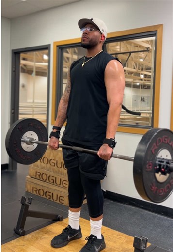 Trying to get back to something that feels like normal . . . . #fyp #foryoupage #viralvideo #dayinmylife #gym