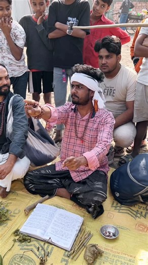 Str Madhu on Instagram: "Shooting time str tinku #😃😁😃#instagram #reelsvideo #fecebook #trendingreels"