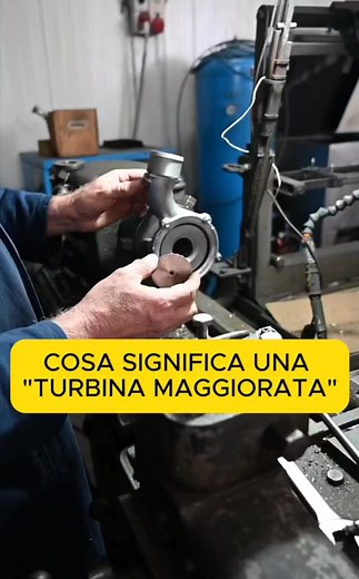 Cosa significa una turbina maggiorata? 🚗💨 Più aria, più pressione, più potenza. Ma serve precisione, esperienza e materiali di qualità 🔧 📍 Via Lampione 28, Aprilia LT #rettificamotori #motorirevisionati #rigenerazione #meccanica #revisionemotori #motori #turbina #turbo #turbocompressore #neiperte #picturechallenge | Rettifiche Motori