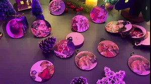 40Pcs Vintage Christmas Ornaments Victorian Style Tree Wooden Cutouts Santa Claus Wood Decorations Retro Hanging Crafts Xmas Round Wooden Tags for Holiday Party Decoration