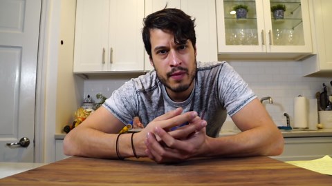 Beginner’s Guide to the Easiest Upside-Down Turkey and Gravy