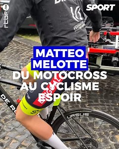 Son père fut un grand champion de motocross. Lui rêve de devenir pro en cyclisme. 💪 Le namurois Matteo Melotte se retrouve chez les espoirs dans l'équipe Bingoal Wallonie Bruxelles 3 ans seulement après avoir commencé le cyclisme. Une trajectoire à l'inverse de celle de son père Cédric Melotte. Portrait croisé. 👇 | RTBF Sport