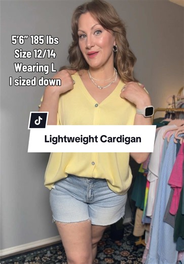 Perfect for summer or layering in fall! This little cardigan has wide sleeves and covers the belly, both midsize and plus size friendly! It’s airy and cozy and the same time and the colors are so prettt! It features a v neck and four buttons, and can be dressed up or down and still look great! @Saodimallsu shop #cardigan #midsizefashion #plussizefriendly #lightweightsweater #summervibes