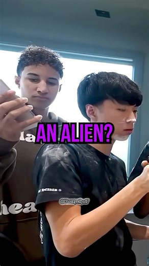 Tota Calls Ray a Alien in front of Agent 😭 #ray #agent #kaicenat #viral #shorts