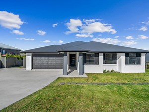 Sold House 175 Lewis Drive, Karalee QLD 4306 - Aug 29, 2022