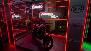 🔥 ¡HERO PRESENTÓ SU LÍNEA 2025! 🔥 🏍 Hero Motos México llevó a cabo la presentación de su línea 2025 en un espectacular evento al sur de la Ciudad de México, donde asistieron directivos, empresarios, creadores de contenido y público en general. 🌟 Los protagonistas de la noche fueron los nuevos modelos Hunk 160R 4V, Xpulse 200 Fi y Xomm XTec, los cuales implementan nuevas tecnologías para ofrecer una mejor experiencia de manejo a todos los usuarios. 😎 👉 Te invitamos a revivir con nosotros lo
