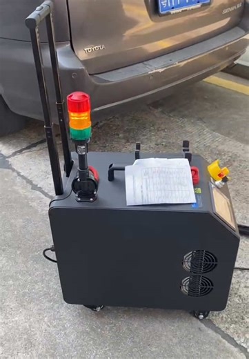 Laser cleaning Machine removing paint on stone fast and efficient without damage to the surface! DM me for quote! #HandheldLaserCleaner #RustRemoval #PaintRemoval #NettoyageLaser #IndustrialTools
