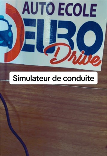 Simulateur pour formation en conduite automobile #drivinglessons #autoecole #conduite #tik_tok
