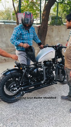 Bittoo Bike Modification on Instagram: "Folding seat Bullet modified 😱😱 . . . . #bullet #bulletmodified #reels #instagram #explore #bike #instagood #amazingcustom #explorepage #trendingreels #reelsinstagram #trending #viral #seat #bulletseat #folding #foldingseat #bikelife"