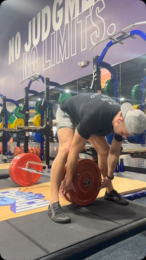 Firefighter Leg focused training session: *25 airsquats/ 25 goodmornings x3 warmup *Trap bar deadlift *Front squat *Bulgarian split squat *leg curls Like, Share, Follow @preparedtofightfire #firefighter #firedept #firerescue #firedepartment #training #coach #firefightercoach #workout #workingout #rescue #fitnessmotivation #strength #strengthtraining #strengthandconditioning #preparedtofightfire | Prepared To Fight Fire