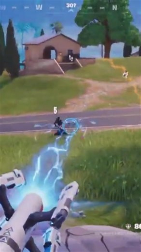 Grease Lightning Gun 😎⚡ #fortniteplay #fpsgame