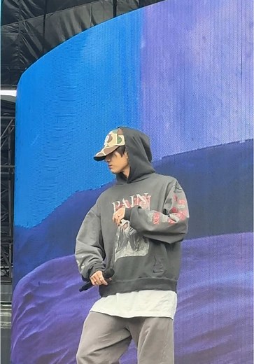 Heeseung Walk Trend: Dance Moves from ENHYPEN