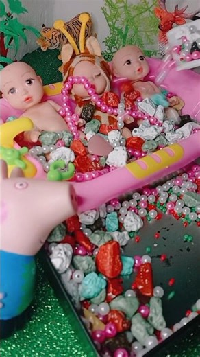 3 Babies in Bath 😍 Beads Overload