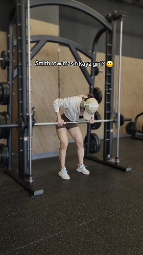 Game changer #smithmachineworkouts #gymtok #fyp #backworkout