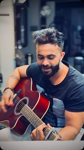 39 reactions · 7 comments | 掠 Bas iss song ke liye hi guitar sikha ta藍|| This song||Aadat♥️ #trendingaudio #guitarist #atifaslam #oldsongs #nostalgia | Mohit Madaan | Facebook