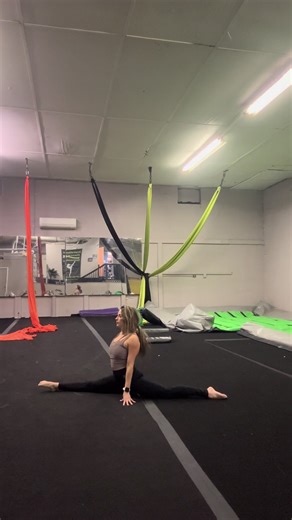 Tricks tricks #acrotricks #dancer