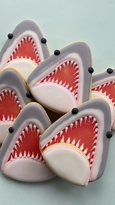 Make some shark cookies & so much more with my beginner cookie decorating supply bundle. | La cabane a poterie