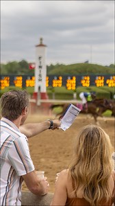 Soak up exciting events this spring break in Hot Springs National Park, Arkansas. From 150,000 tulips to our 98-foot World’s Shortest St. Patrick’s Day Parade - soak it up! #VisitHotSprings #SoakItUp | Visit Hot Springs