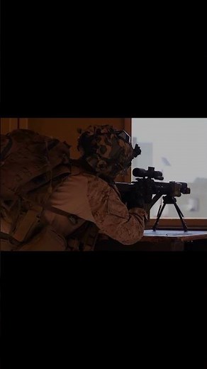 THE ARMY WITH THE COOLEST GUNS | U.S. MARINES | M27 IAR