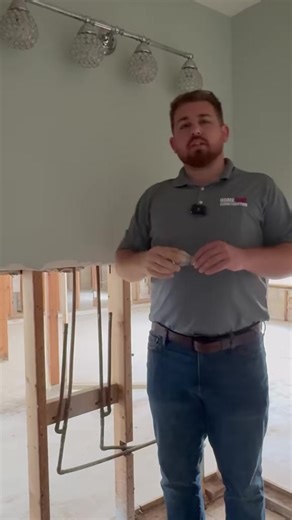 DID YOU KNOW? It only takes one contractor to change a light bulb—just don’t ask how long it’ll take! | Home Love Construction