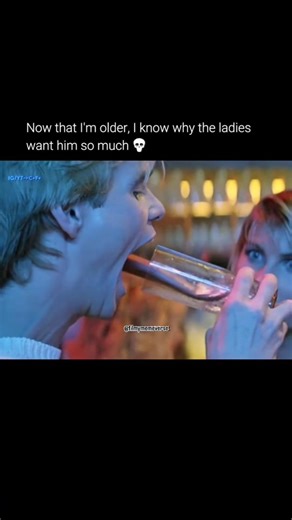 meme | movie account 🍿🎥🎬 on Instagram: "We were too young to understand this 💀 When three furry aliens (Jim Carrey, Damon Wayans, and Jeff Goldblum) crash-land in a Valley girl's pool, their world is turned upside down. After a salon makeover reveals them to be handsome men, they get a crash course in 80s L.A. life and love. Option 2 (Detailed summary) After discovering her cheating fiancé, L.A. manicurist Valerie (Geena Davis) gets an intergalactic distraction when three brightly colored, f