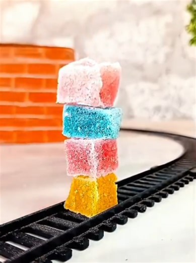 Jujubes VS rc train crash testing Detail 😱 / remote control train.#faryou #faryoupage #railway