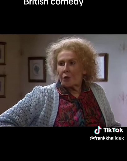 Catherine Tate Comedy Sketch: Neighbour Introduction Scene