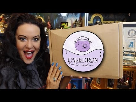 🐍 FIRST LOOK! ‘The Snake Chest’ by Cauldron Crate