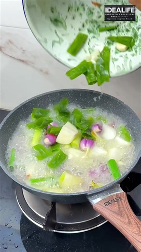 Semenjak tau resep ini masak jadi lebih simple krna ini berguna banget untuk setiap masakan mulai dari nasi goreng, mie goreng, tumis tumis, sop dll All cookware yg aku pake dari @idealifeonline_ Resep menarik lainnya bisa cek di @idealifeonline.resep Produk lengkap katalognya di @idealifeonline.catalogue ☘️IDEALIFE IL-24 DFP ✨capacity :2,4 L ✨Diameter 24 cm & 28 cm ✨Lapisan anti lengket ✨German Technology ✨Bonus spatula, pengering minyak & tutup kaca ✨FDA Approved 🍀IDEALIFE IL-220a ✨Capacity :