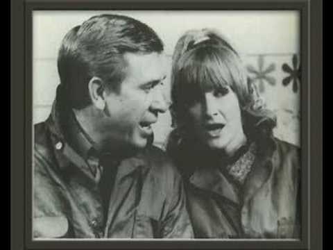 Skeeter Davis - My Heart Skips A Beat