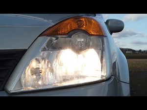 Replace the bulb and the headlight of the Renault Modus - Renault Modus (MK 1)