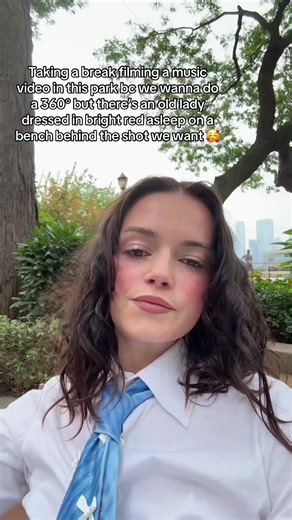 I get why ppl film at 6am now bc 2pm is apparently outside naptime for the elderly in the upper east side #musicvideo #filming