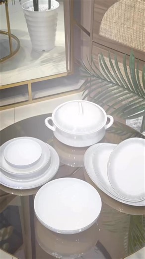 Service de table complet 64Pcs 😍Élégance et raffinements pour vos repas Qualité supérieure design chic #servicedetable #elegance #artdetable #maison #tabledressée #vaisselle | La Plume
