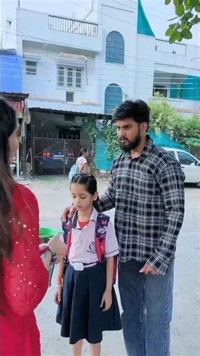 Introducing the "VitaWear SmartBand," a next-generation wearable gadget🎉