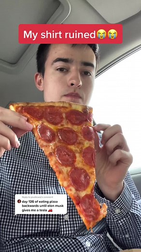 Jawfig Eating Pizza Backwards Challenge Response