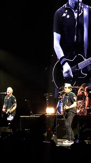 The Offspring - Come Out and Play LIVE CLIP - Albuquerque, New Mexico (Aug 26, 2025)
