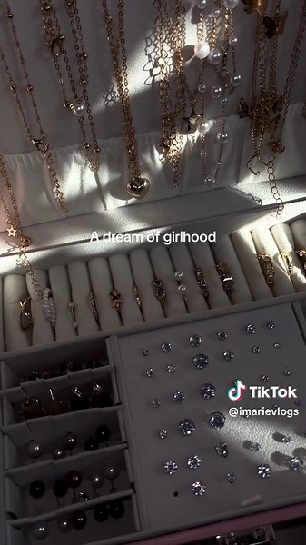 Perfect Gift Ideas for Every Girl: Jewelry Inspiration