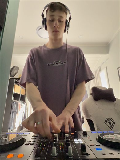 HEAVY DROP: PRESSURE Track Analysis in Dance Music