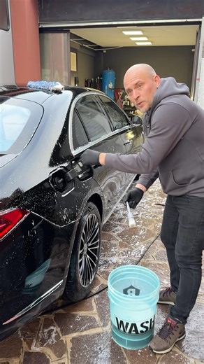 How to wash your car? #exclusiveautodetailingmilano #detailing #carwash