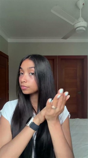 Cómo quitar el frizz del cabello y darle brillo al instante ✨💧