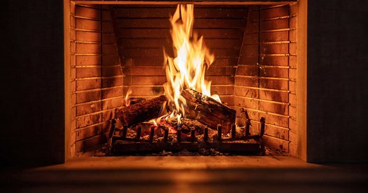 Comment nettoyer le noir de fumée sur la cheminée ?