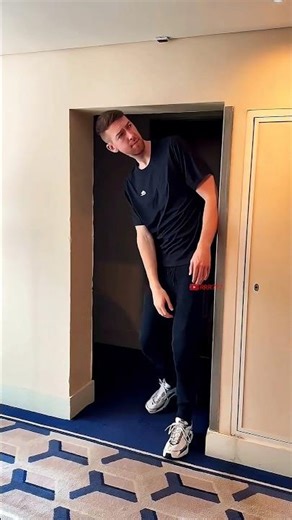 tall boy viral video 🤣 #funny #funnyvideo