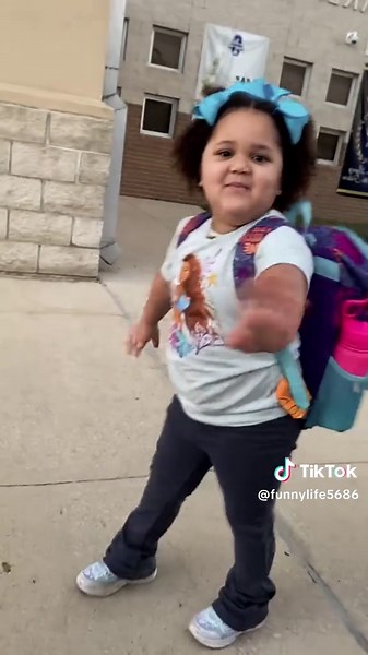 Hilarious Children's Moments of Playful Failure