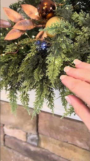 Fairy Lights Plug in, 200LED Twinkle Lights Firecracker String Lights, Christmas Tree V