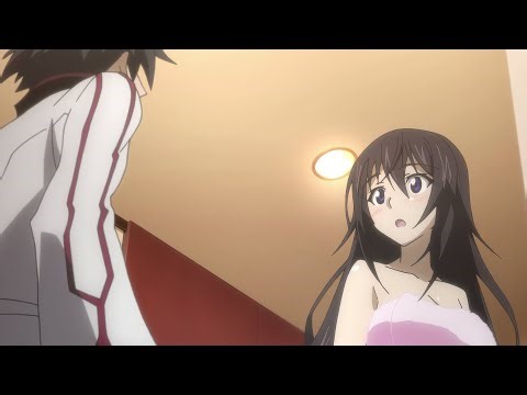 Bro assessed his new roommate girl