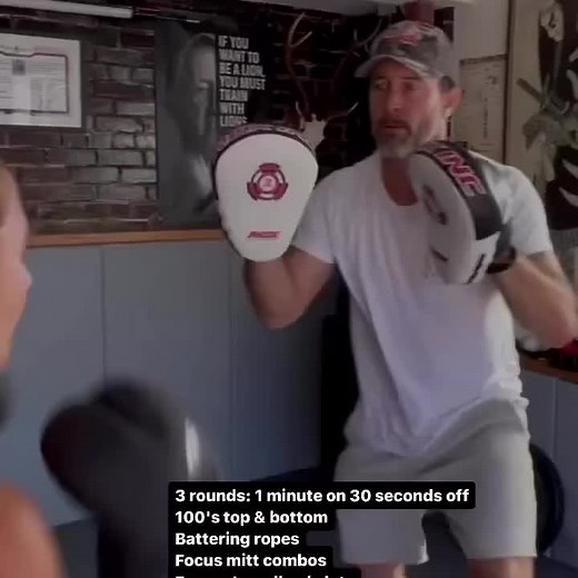 Alex O' Loughlin🔹 (@alex_o_loughlin_official)’s videos with original sound - Alex O' Loughlin🔹