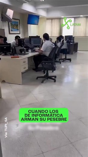 Los tres reyes magos: Windows, Linux y macOs #navidad #humor #meme | Xataka LATAM