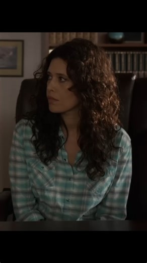𝗔𝗡𝗚𝗜𝗘 𝗖𝗘𝗣𝗘𝗗𝗔 𝗙𝗔𝗡 on Instagram: "Escena de la película #WildHorses (Caballos salvajes), donde Angie Cepeda interpreta a María. En esta película vuelve a compartir escena con Robert Duvall, reencontrándose en pantalla en un nuevo proyecto cinematográfico. Un pequeño recuerdo del 2015 🎥💫🫶 ◇ ◇ ◇ ◇ ◇ #AngieCepeda #Pelicula #ActrizColombiana #Colombia"